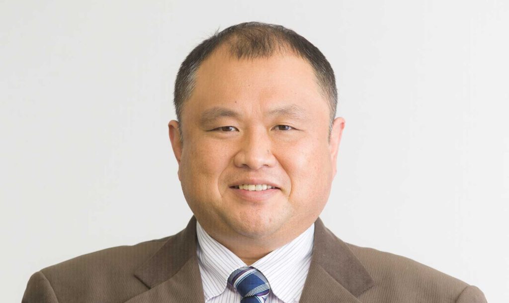吉田 康徳 教授
