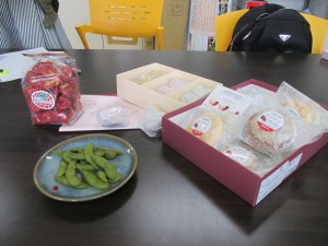 キイチゴお菓子1 (1)
