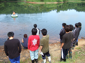 協和ダム湖の水質簡易調査