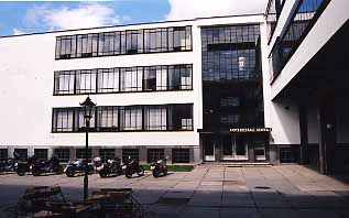 bau3-7