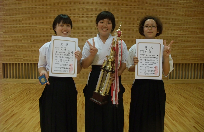 080729kyudo-yusho.jpg